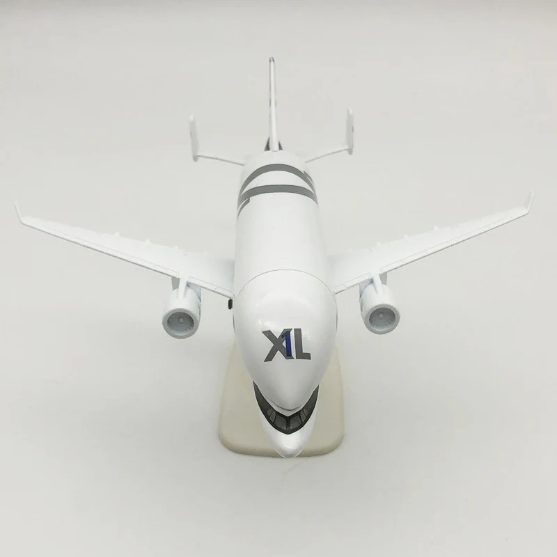 BELUGA - 20cm - 7.8in - Metal alloy - Scale model airplane - Image 3