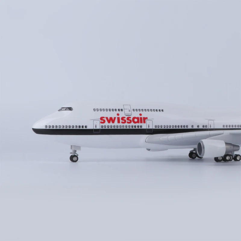 B747 Swiss - Scale 1/150 - 47cm - 18.5 in - Image 4