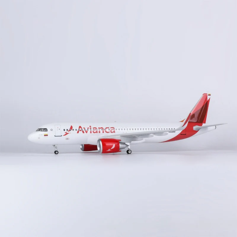 A320 Neo Avianca - Scale 1/80 - 47cm - 18,5 in - Airplane Model - Image 3