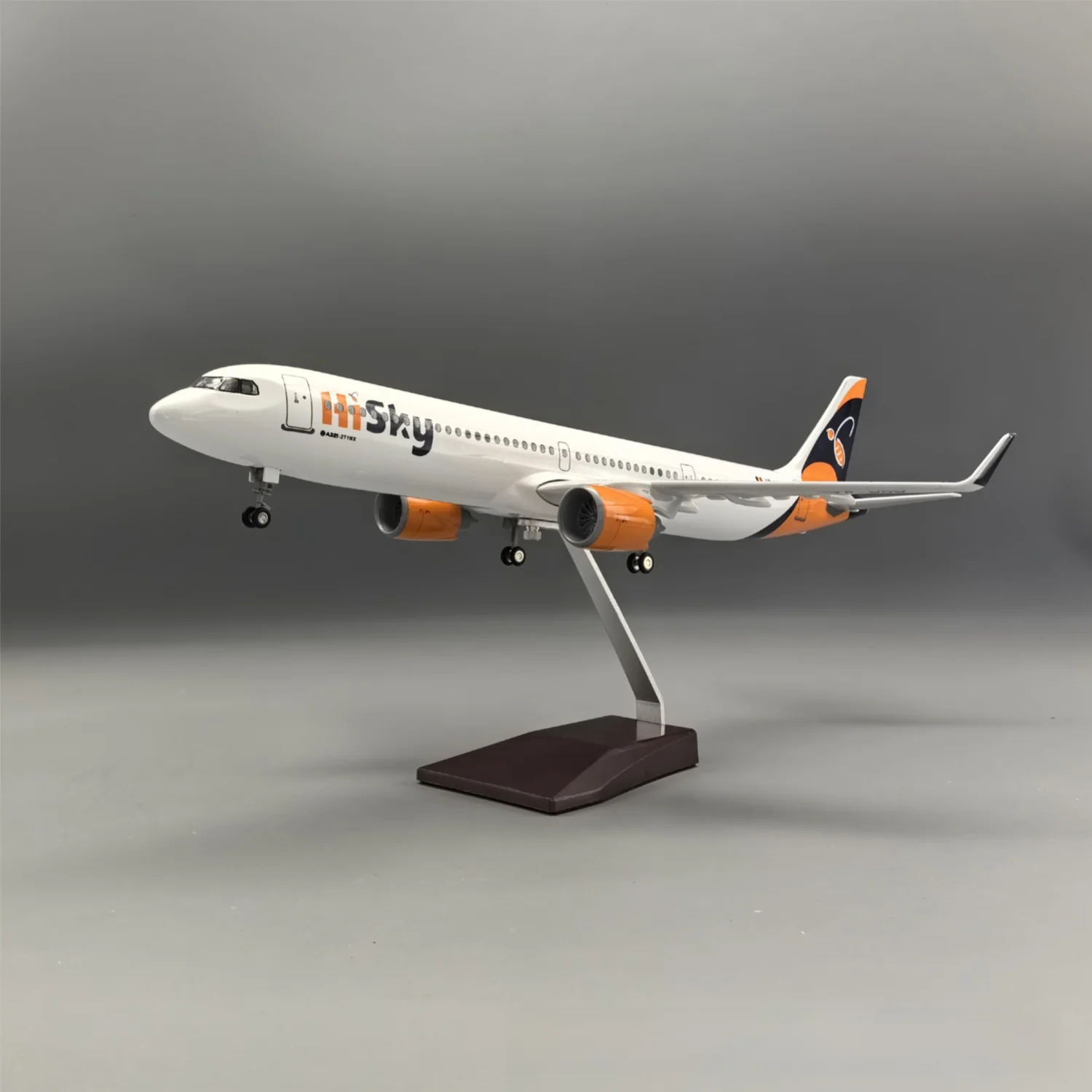 A321NEO HI SKY - SCALE 1/100 - 44CM - 18.5 IN - AIRPLANE MODEL - Image 4