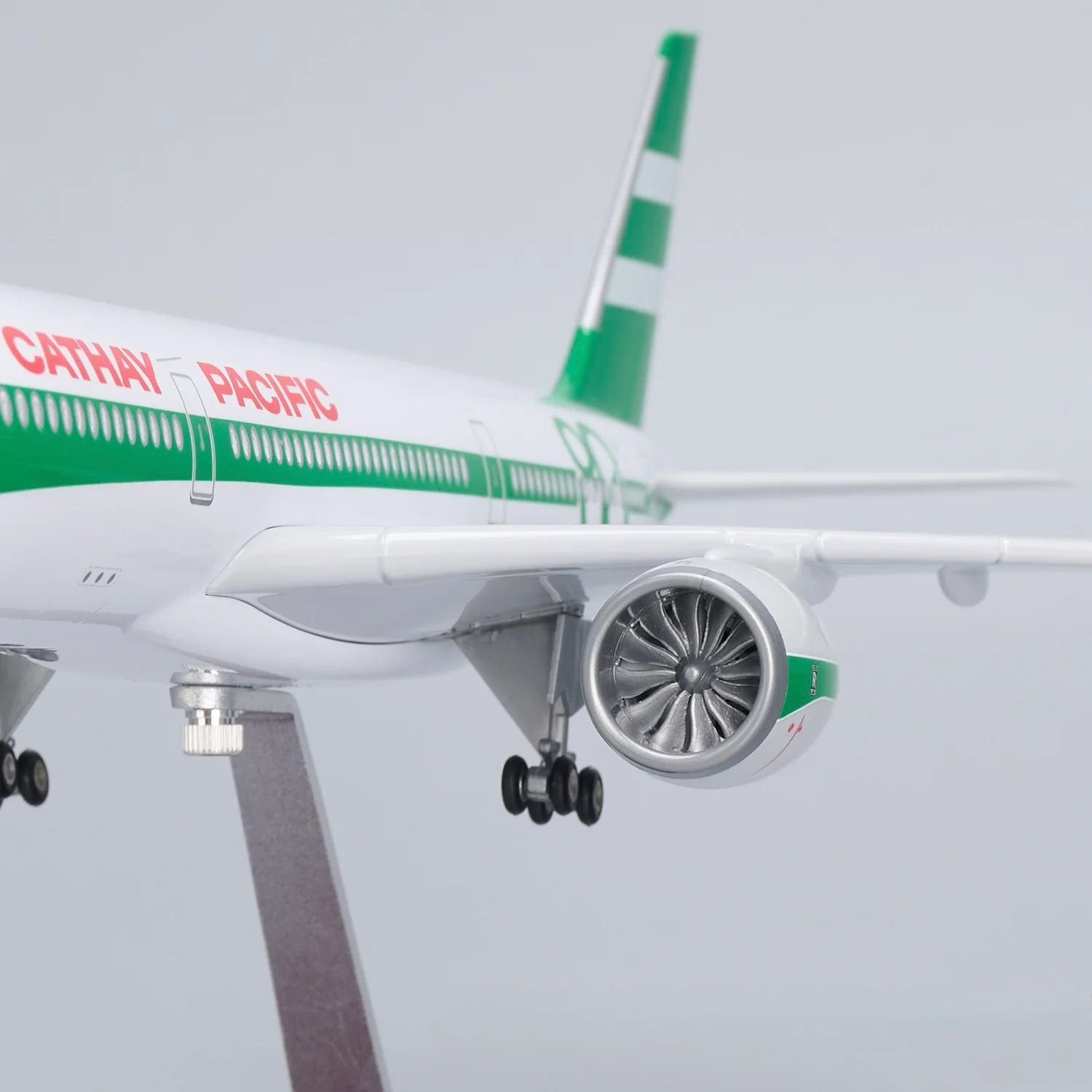A350 Cathay Pacific 1:142 – 47 CM / 18.5 IN – 80 YEARS COMMEMORATIVE - Image 8