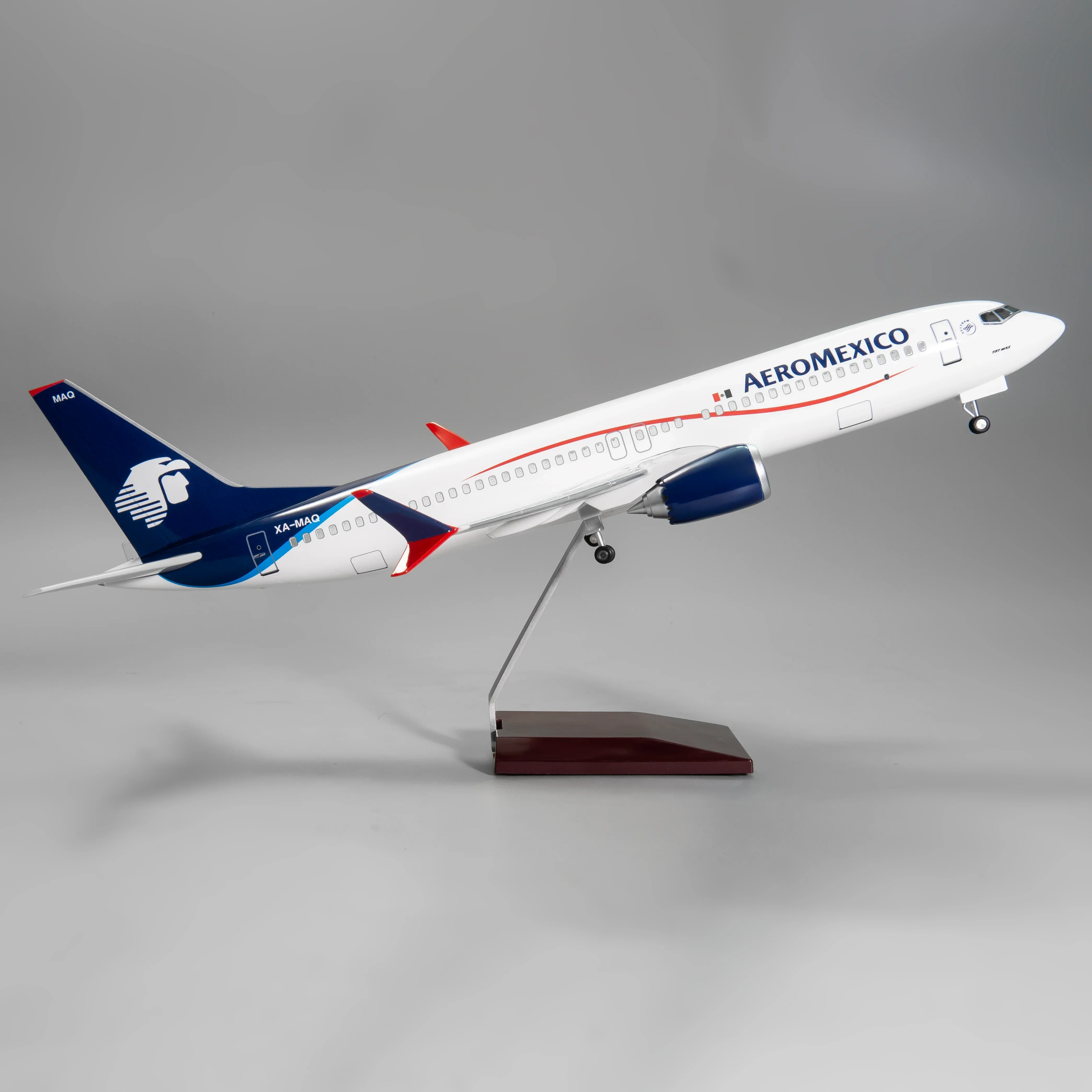 Boeing 737 MAX Aeroméxico – Scale 1:80 (47 cm / 18.5 in) - Image 4