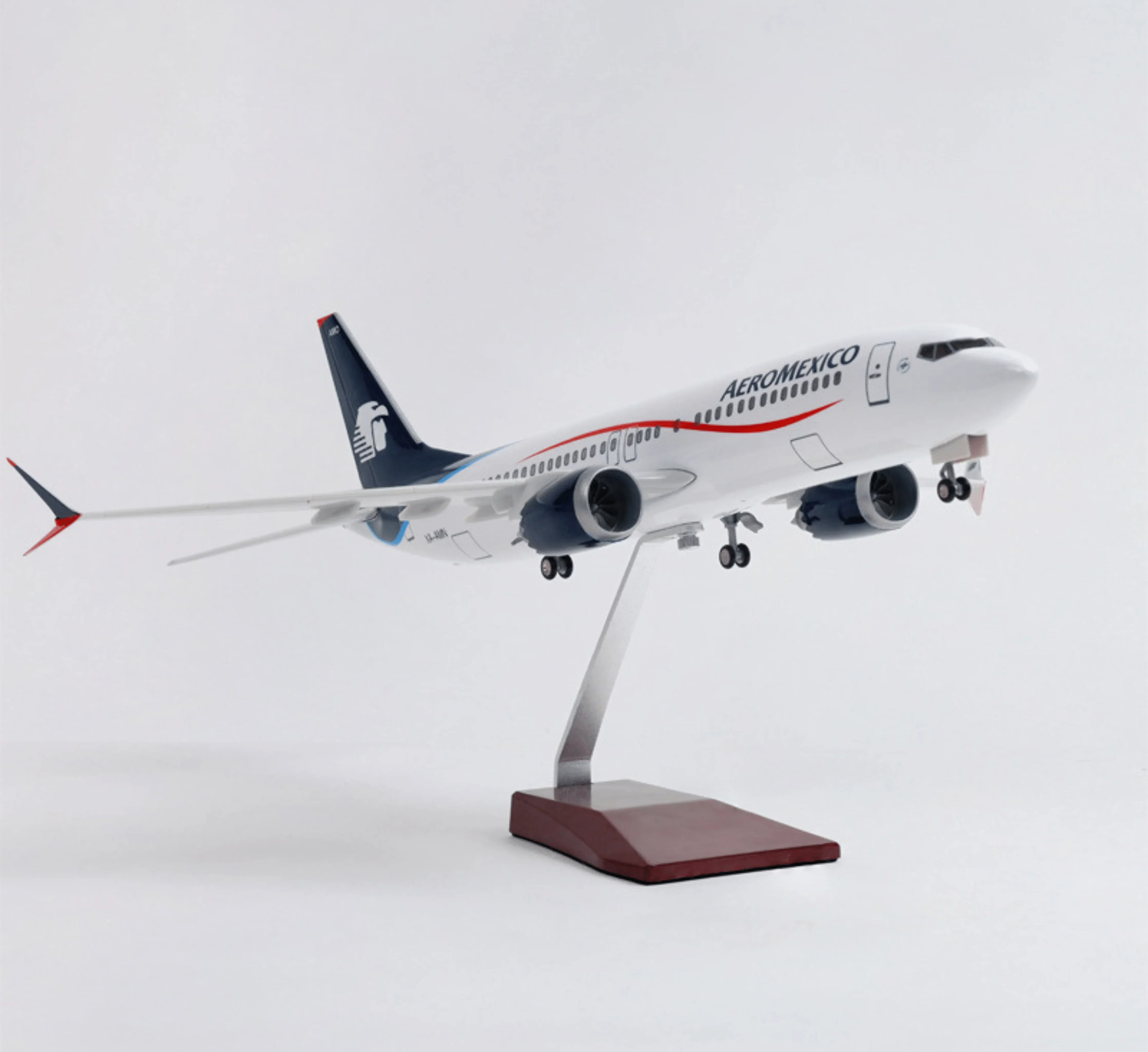 Boeing 737 MAX Aeroméxico – Scale 1:80 (47 cm / 18.5 in) - Image 9