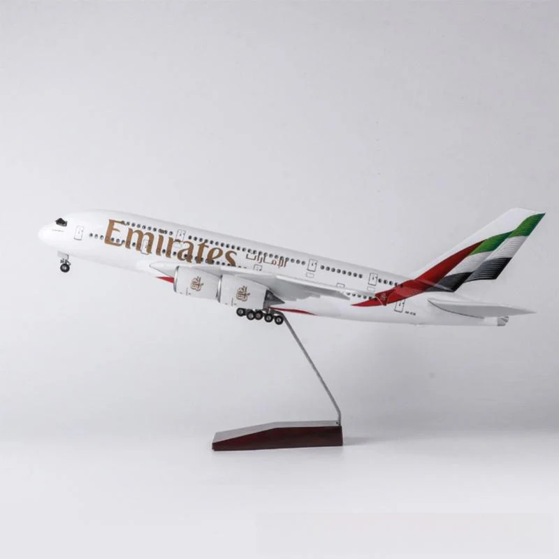 Airbus A380 New Emirates 1:160 – 47 cm / 18.5 in – LED Lights - Image 8