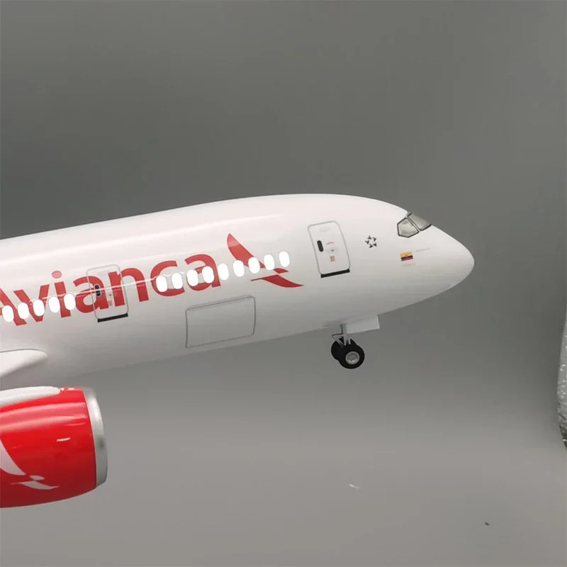 B787 Avianca - Scale 1/130 - 43cm - 16.9 in - Airplane Model - Image 7