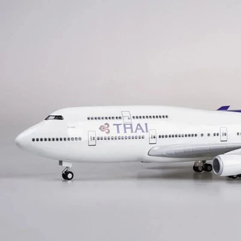 B747 Thai Airways - Scale 1/150 - 47cm - 18.5 in - Image 5