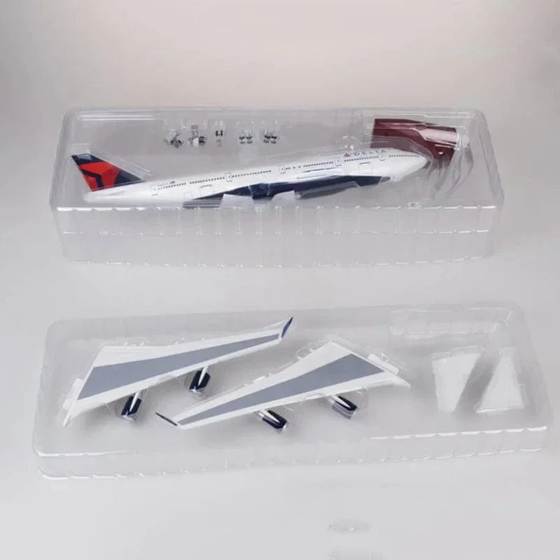 Boeing 747 Delta 1:150 – 47 cm / 18.5 in – LED Lights - Image 12