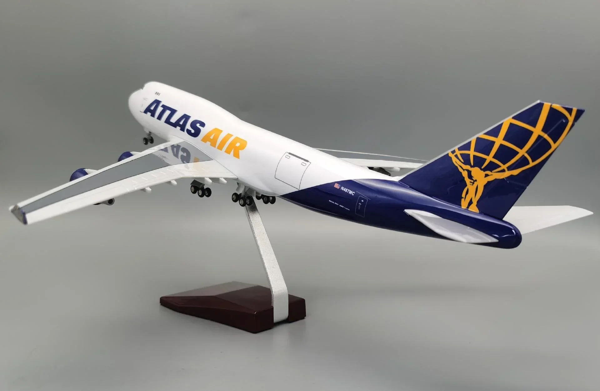 B747-400 Atlas - Scale 1/157 - 47cm - 18.5 in - Airplane Model - Image 3