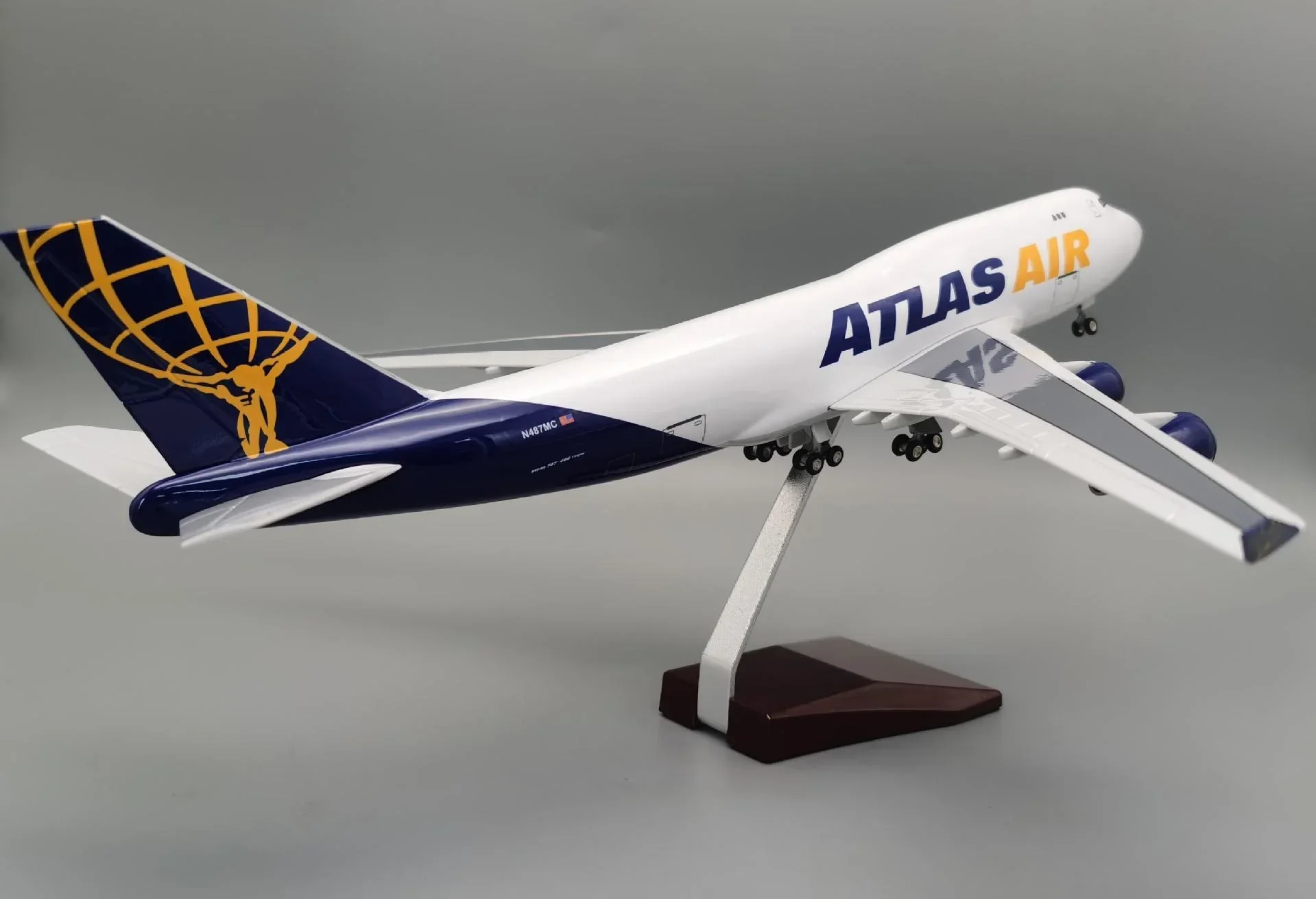 B747-400 Atlas - Scale 1/157 - 47cm - 18.5 in - Airplane Model - Image 4