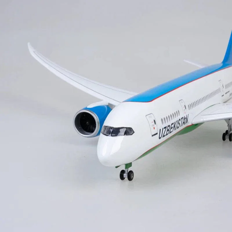 B787 Uzbekistan - Scale 1/130 - 43cm - 16.9 in - Image 5