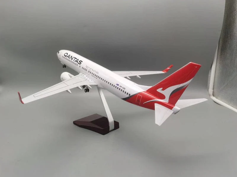B737-800 Qantas - Scale 1/80 - 47cm - 18.5 in - Airplane Model - Image 8