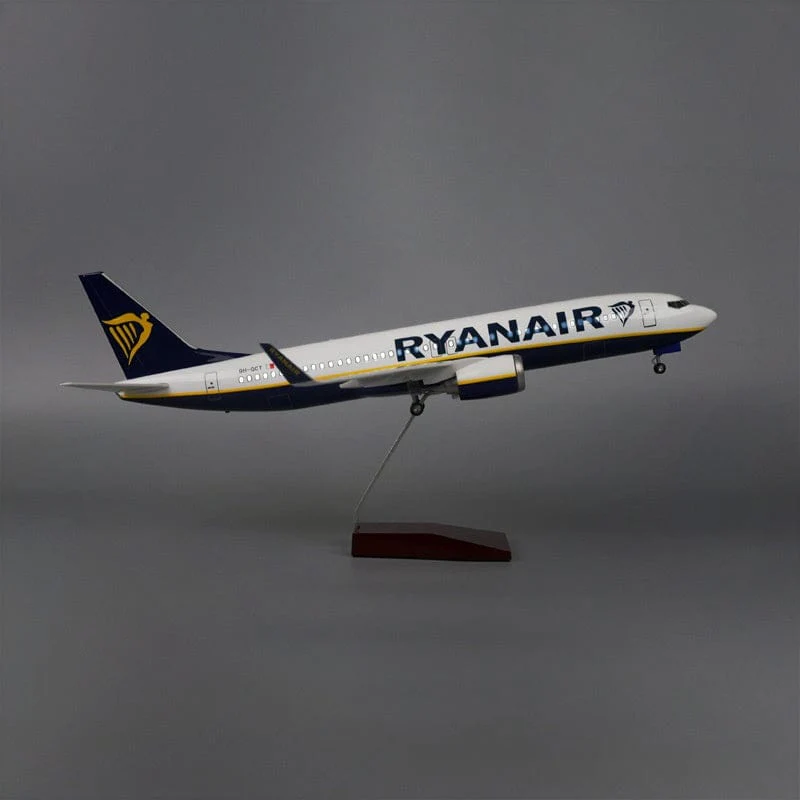 B737-800 Ryanair - Scale 1/80 - 47cm - 18.5 in - Airplane Model - Image 7