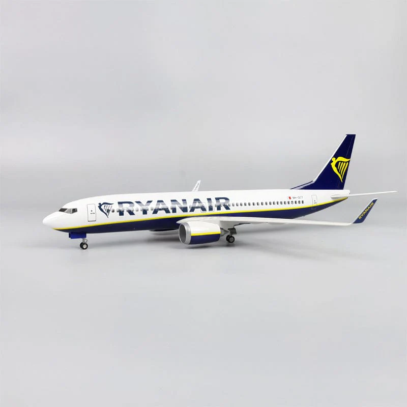 B737-800 Ryanair - Scale 1/80 - 47cm - 18.5 in - Airplane Model - Image 9