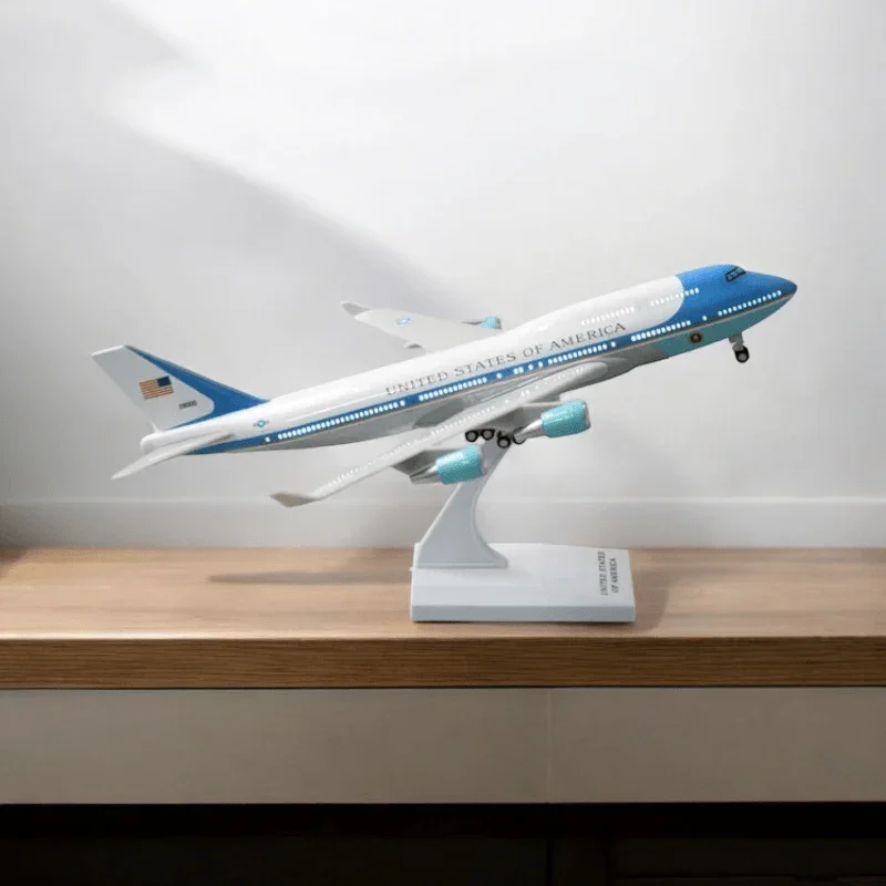 B747 AF1 Air Force One - 30cm - 11.8in - LED & Sound - Airplane Model - Image 3