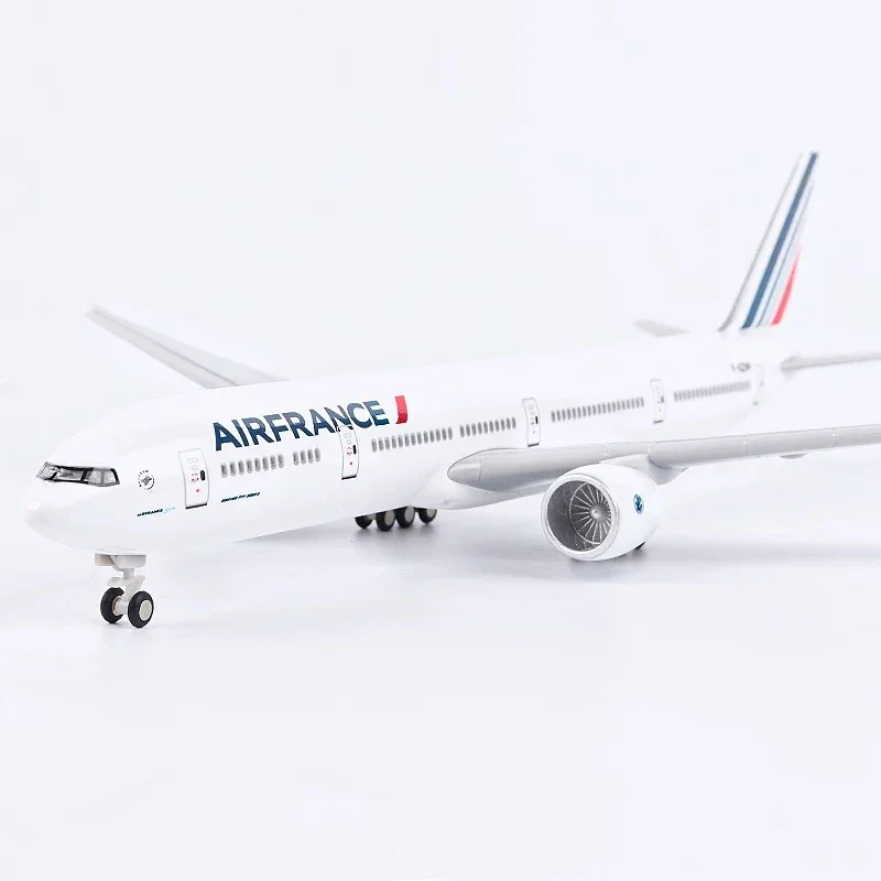 B777 Air France - 30cm - 11.8in - LED & Sound - Airplane Model - Image 3