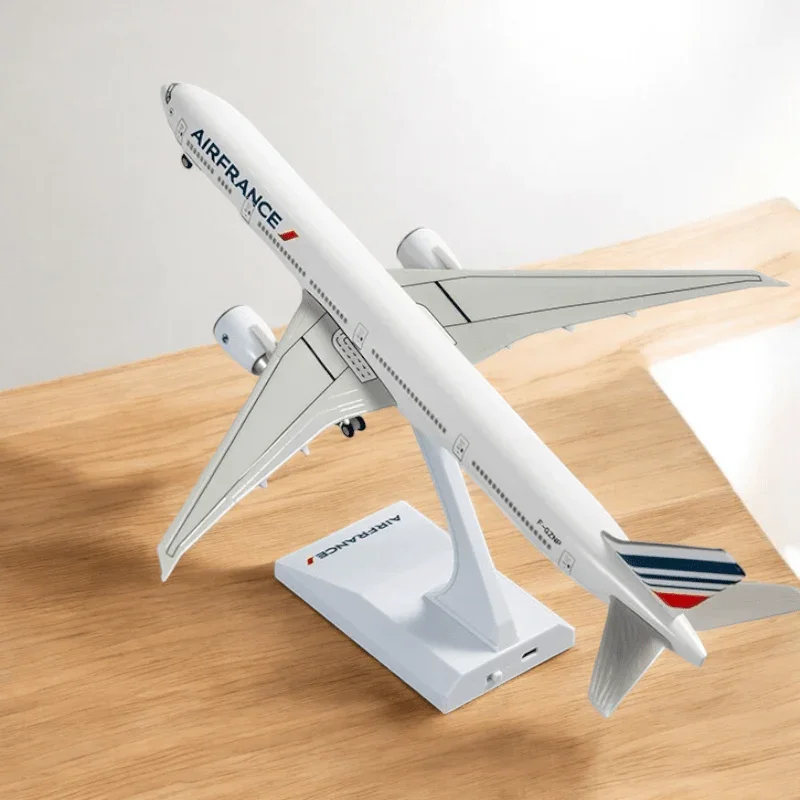 B777 Air France - 30cm - 11.8in - LED & Sound - Airplane Model - Image 6