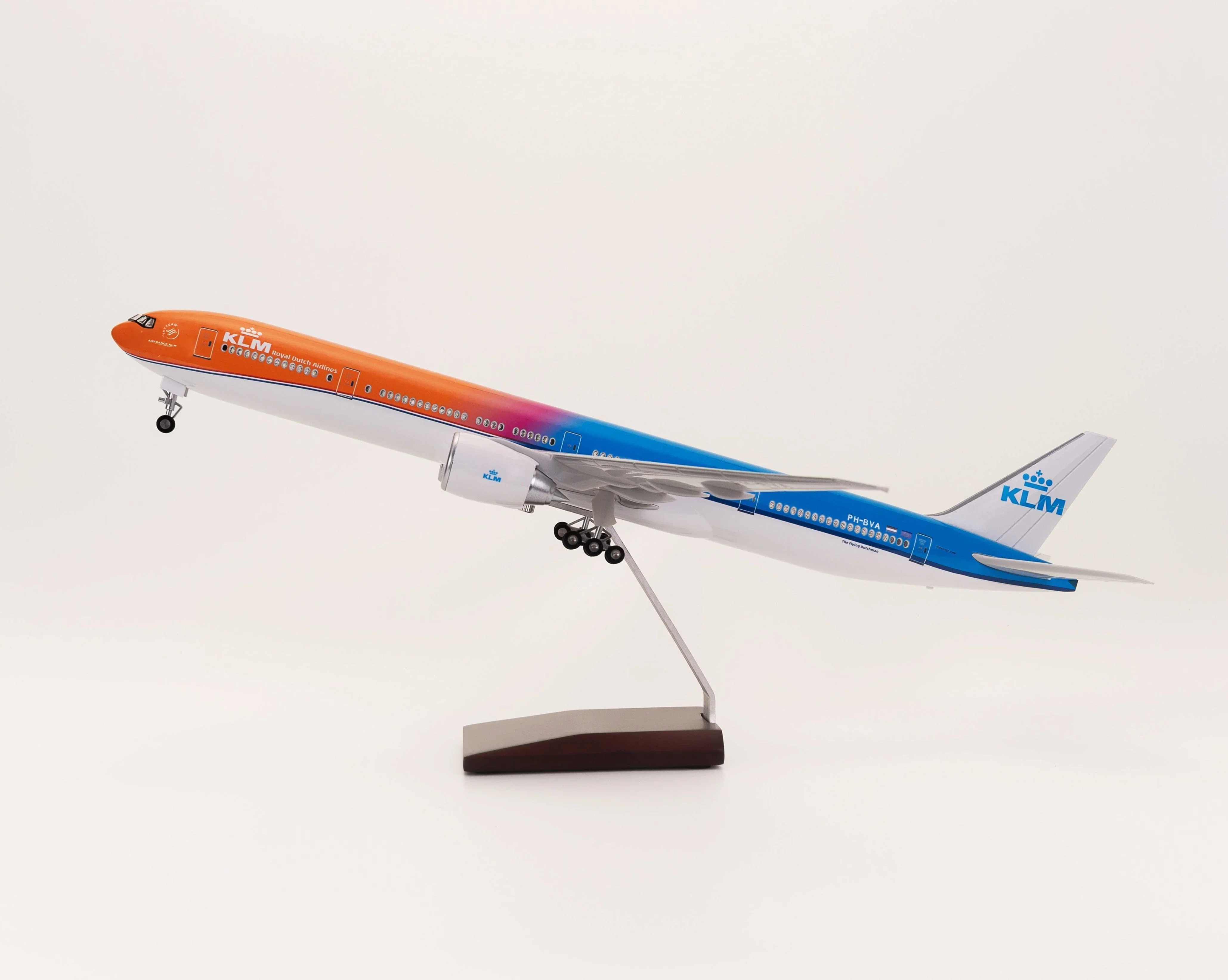 B777  KLM - ORANGE PRIDE - Scale 1/157 - 47cm - 18.5 in - Airplane Model - Image 8