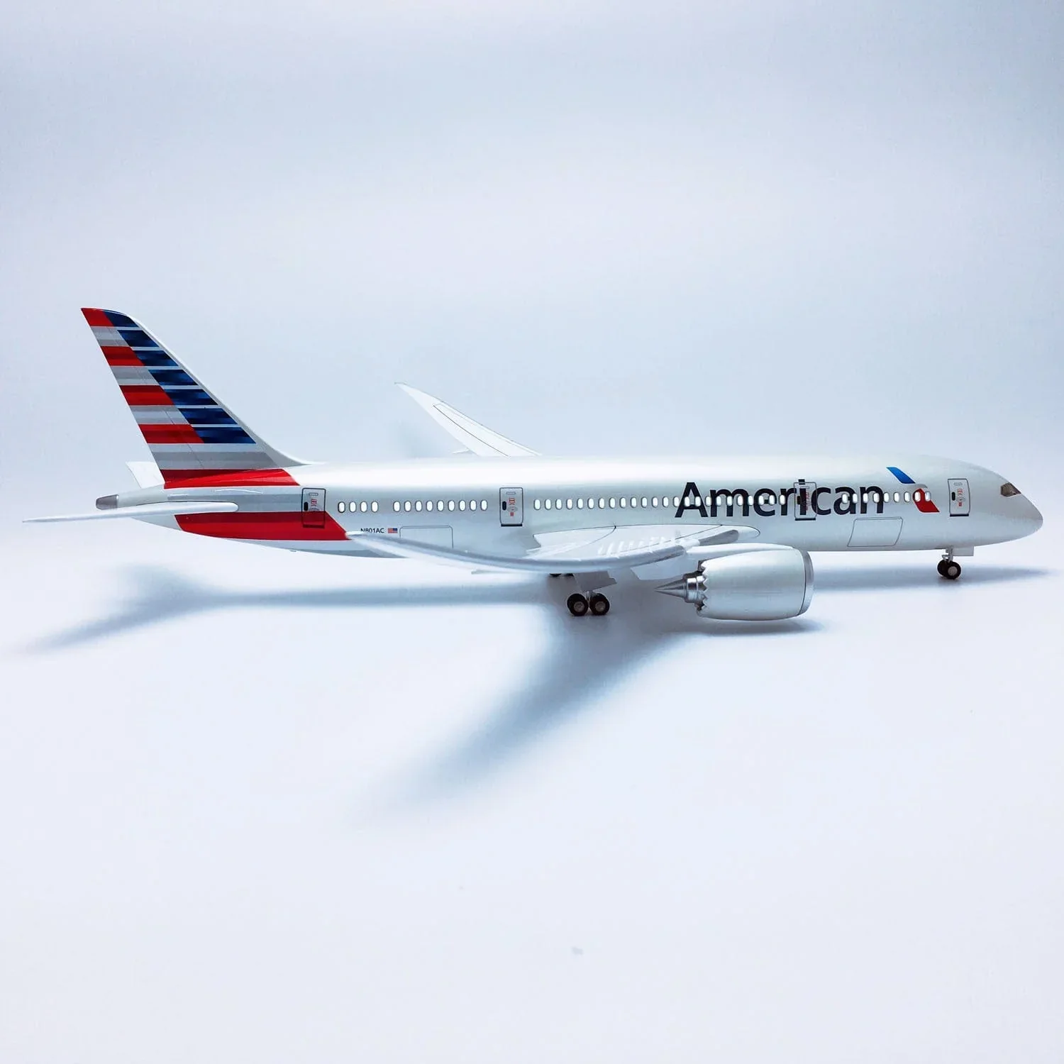 Boeing 787 American Airlines 1:130 – 43 cm / 16.9 in – LED Lights - Image 3