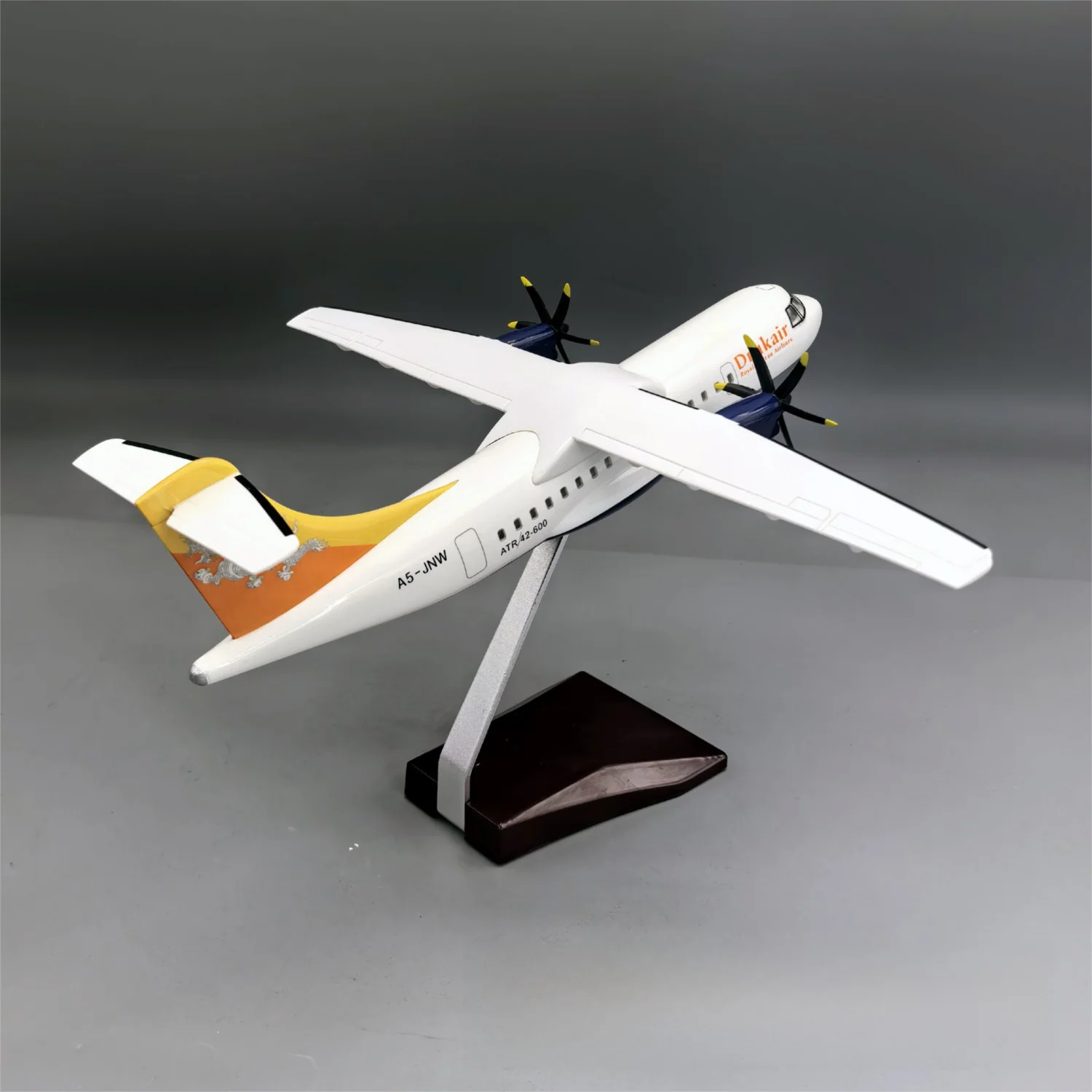 Drukair ATR42-600 Aircraft Model 1:70 Scale - Premium Resin Display with Stand - 32cm/12.6" - Image 9
