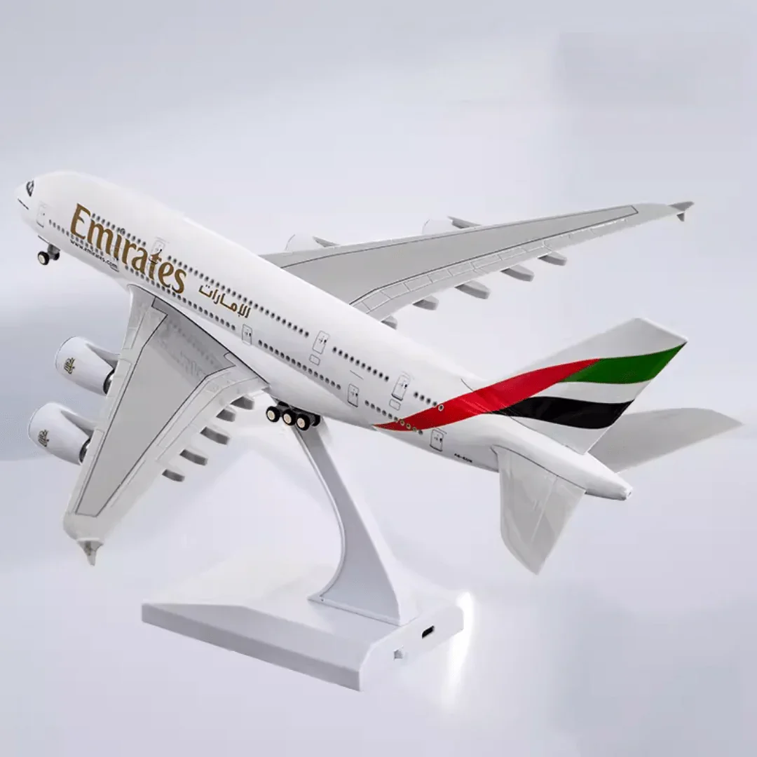 A380 Emirates - 30cm - 11.8in - LED & Sound - Airplane Model - Image 8