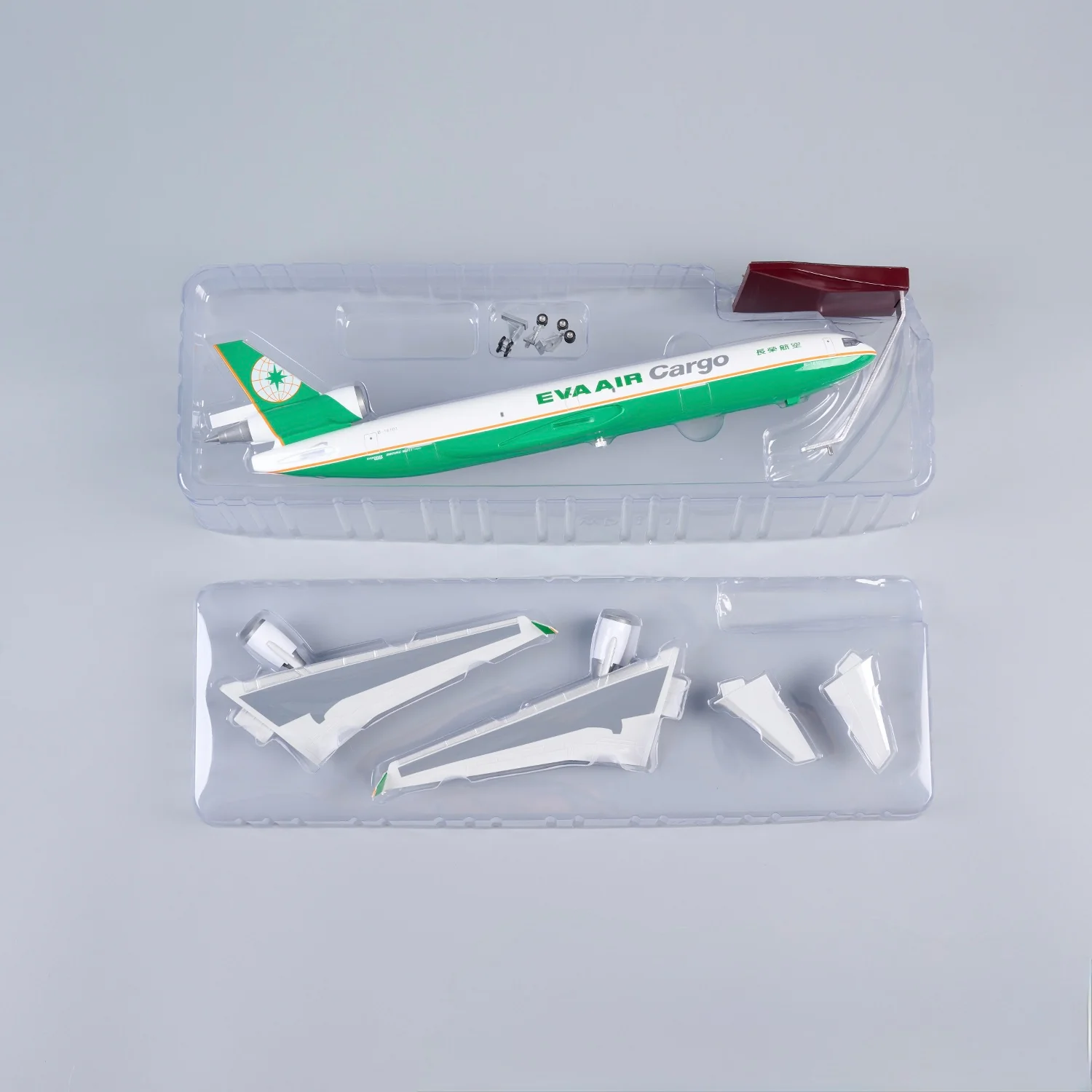 EVA AIR MD-11 McDonnell Douglas – Scale 1:130 – 47 cm/18.5 in – ABS Resin - Image 8