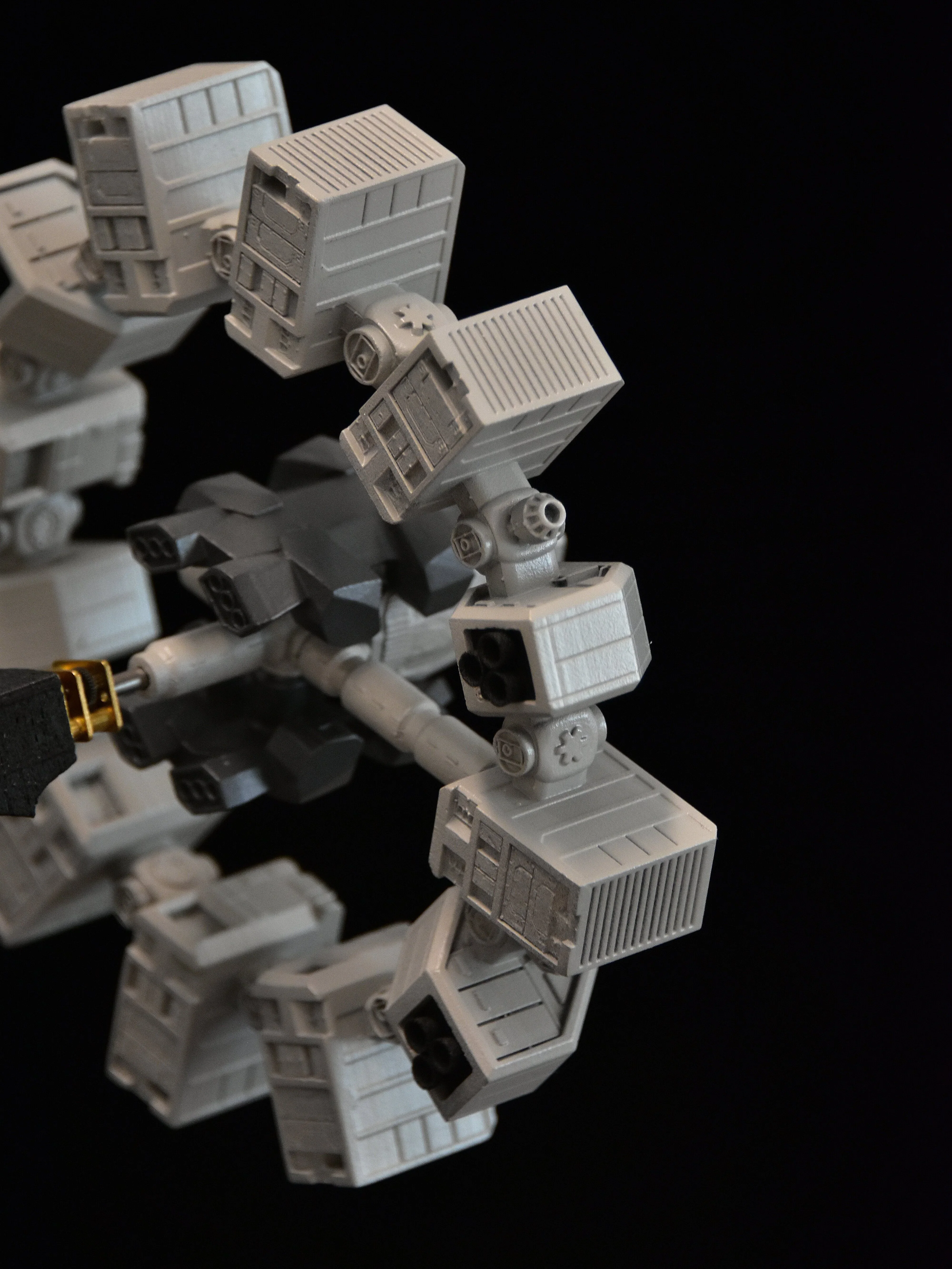 Interstellar Eternity Space Station Model with Rotating Feature - Image 4
