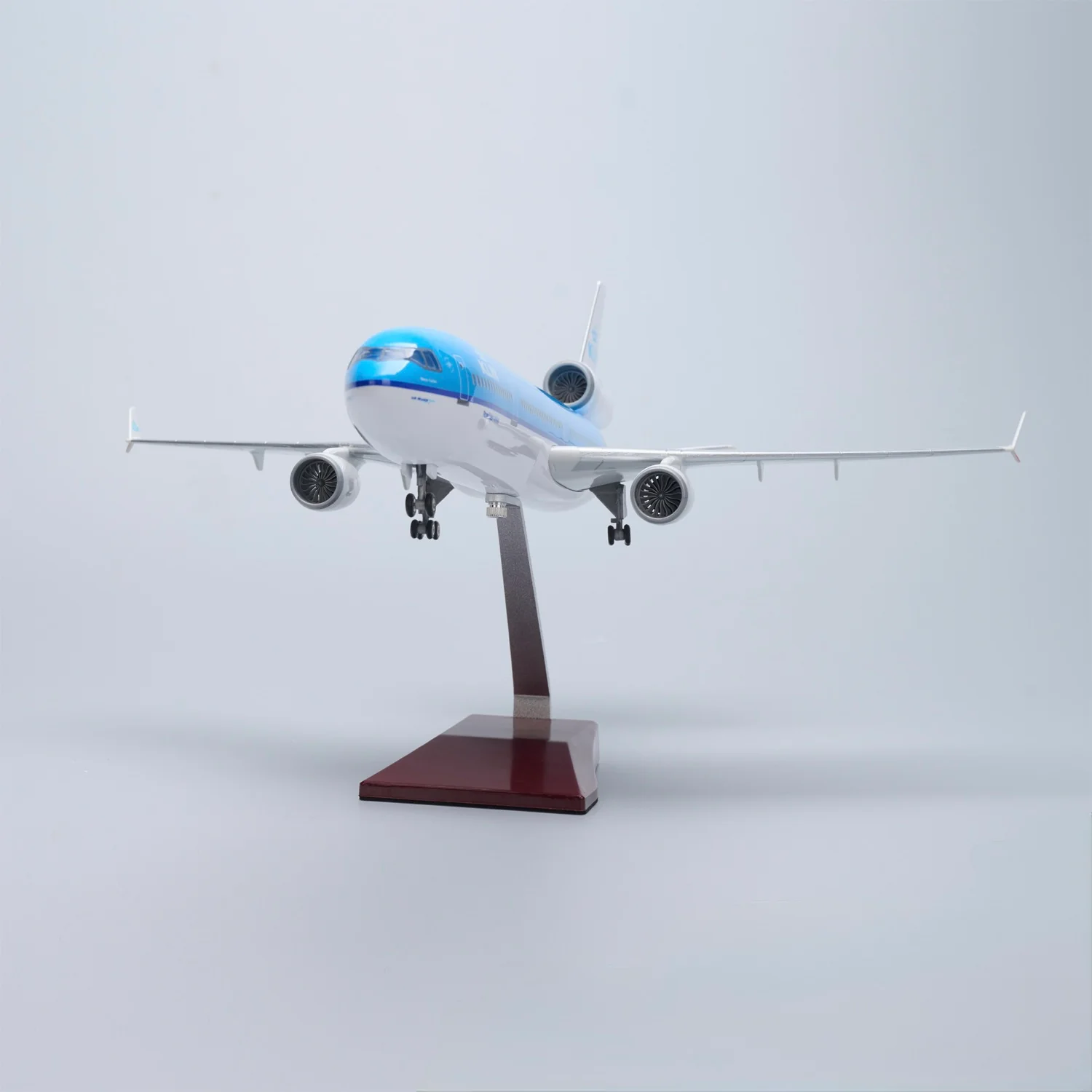 KLM MD-11 McDonnell Douglas – Scale 1:130 – 47 cm/18.5 in – ABS Resin – Optional LED Lights - Image 5
