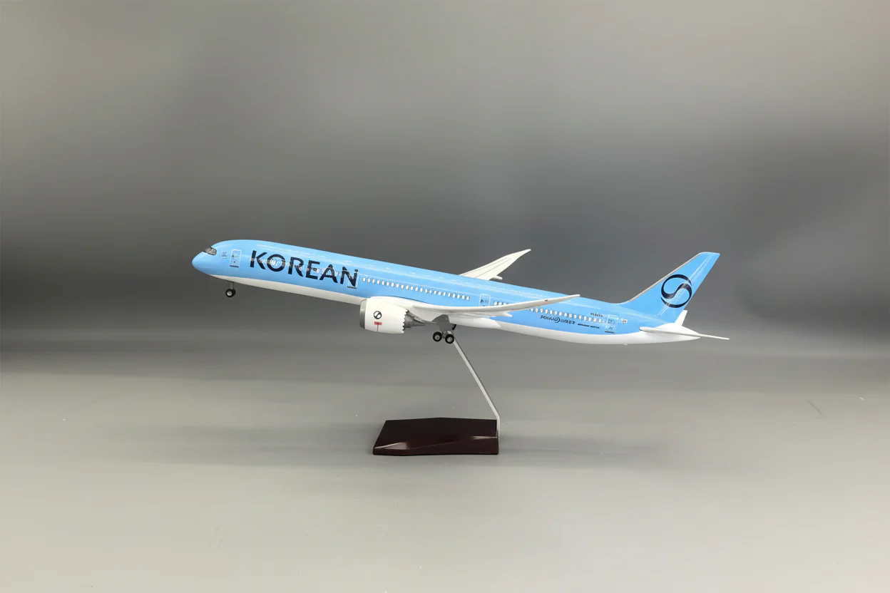 Boeing 787-10 Korean Air 1:145 – 43 cm / 16.9in – LED Lights - Image 7