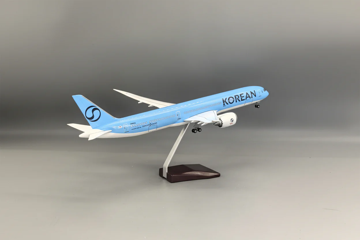 Boeing 787-10 Korean Air 1:145 – 43 cm / 16.9in – LED Lights - Image 9