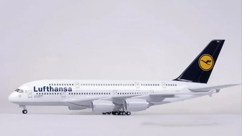 A380 Lufthansa - Scale 1/160 - 46cm - 18.5 in - Airplane Model - Image 7