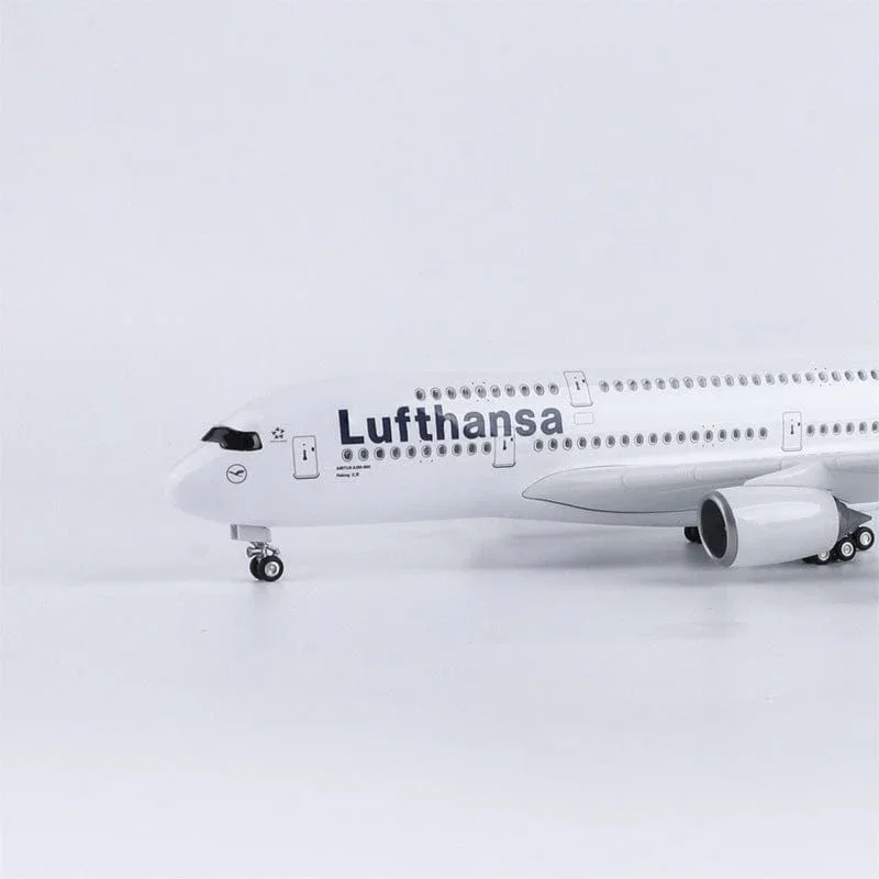 A380 Lufthansa - Scale 1/160 - 46cm - 18.5 in - Airplane Model - Image 3