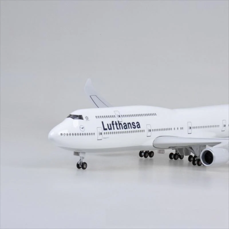 B747 Lufthansa- Scale 1/150 - 47cm - 18.5 in - Image 5