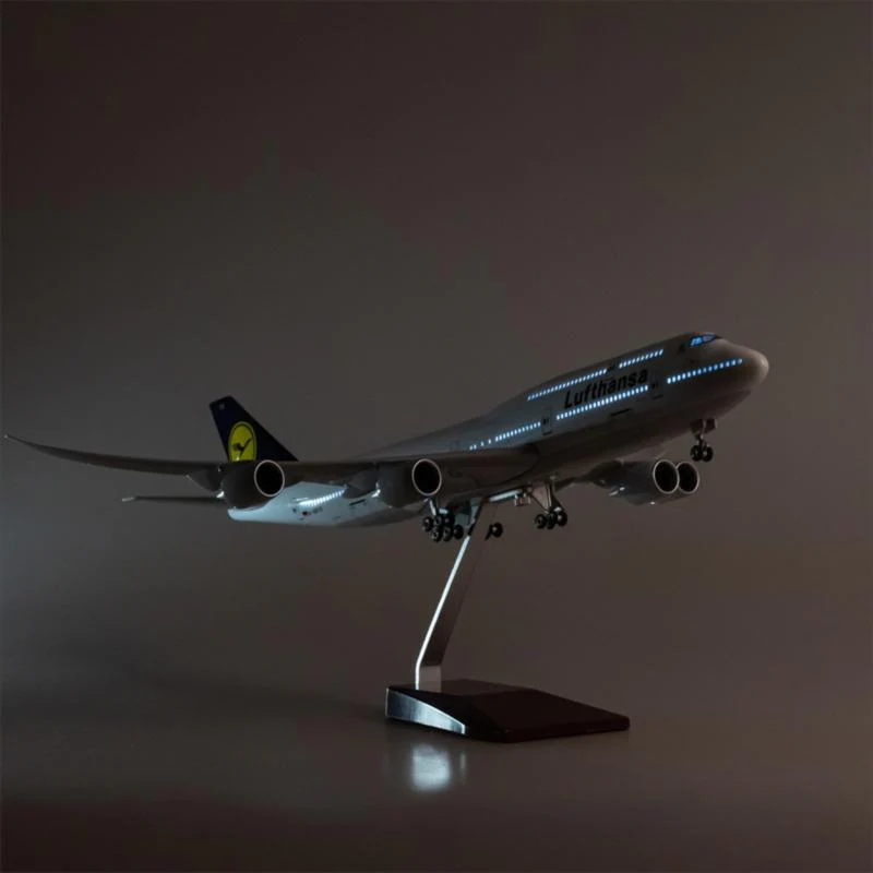B747 Lufthansa- Scale 1/150 - 47cm - 18.5 in - Image 6