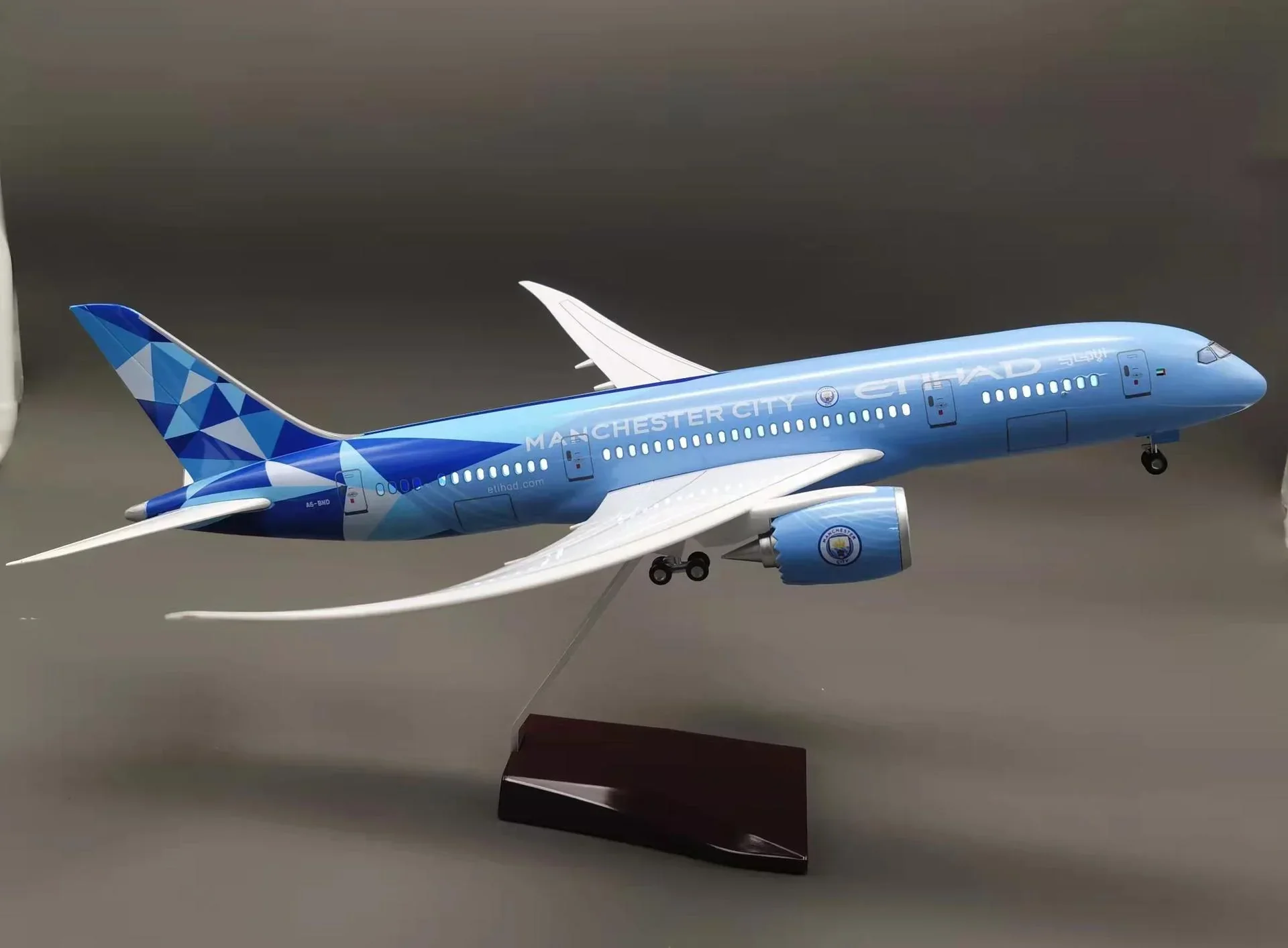 B787 Manchester City - Etihad - Scale 1/130 - 43cm - 16.9 in - Airplane Model - Image 3