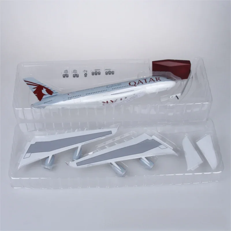 A380 Qatar - Scale 1/160 - 47cm - 18.5 in - Airplane Model - Image 4