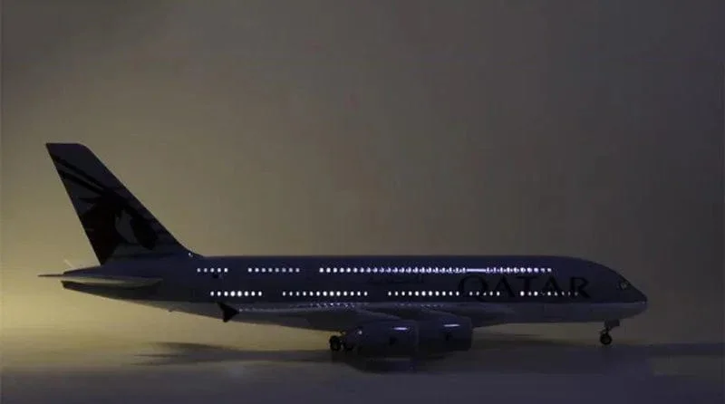 A380 Qatar - Scale 1/160 - 47cm - 18.5 in - Airplane Model - Image 9