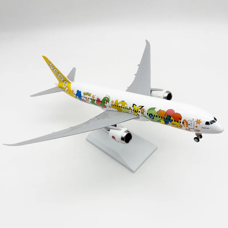 Scoot "Pikachu Jet" Boeing 787-9 30 cm – Special Edition Solid Resin Model - Image 3