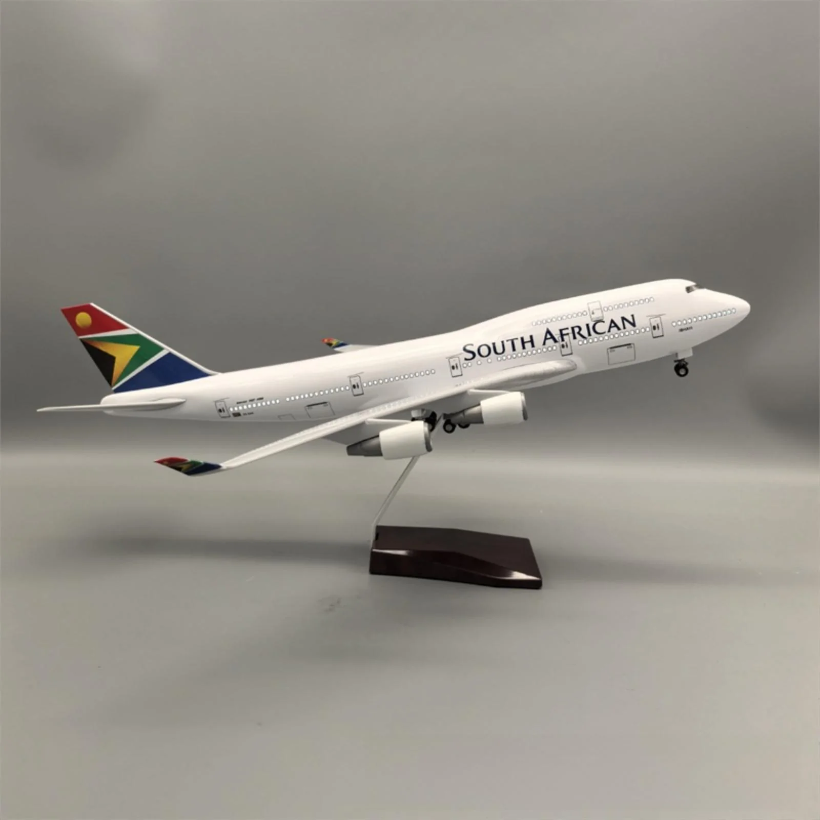 South African - Scale 1/157 - L:47cm - Image 6