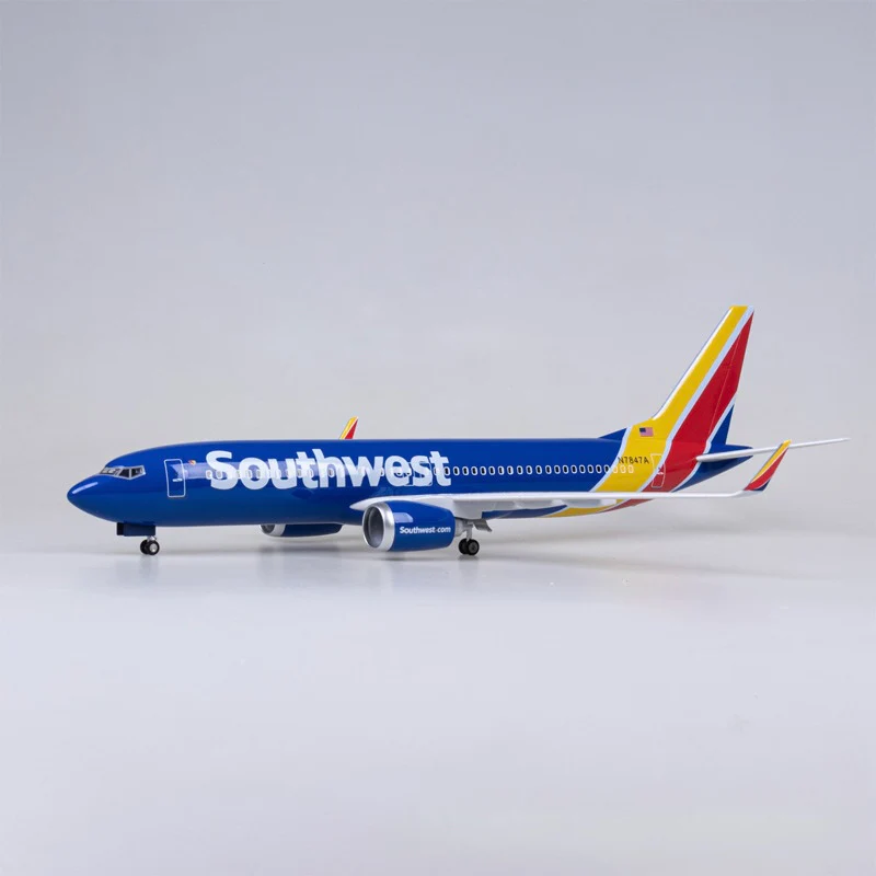 Boeing 737-700 Southwest 1:80 – 47 cm / 18.5 in – LED Lights - Image 10