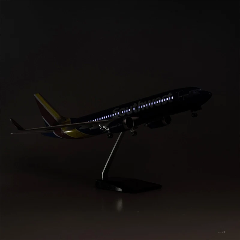 Boeing 737-700 Southwest 1:80 – 47 cm / 18.5 in – LED Lights - Image 11