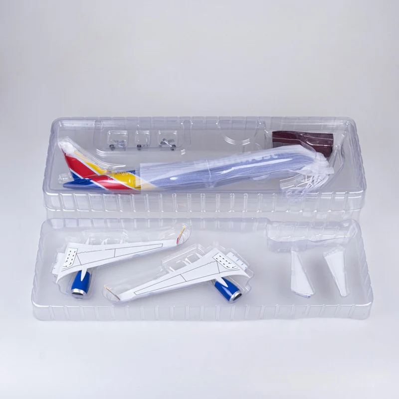 Boeing 737-700 Southwest 1:80 – 47 cm / 18.5 in – LED Lights - Image 17