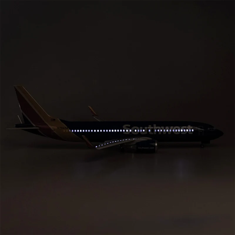 Boeing 737-700 Southwest 1:80 – 47 cm / 18.5 in – LED Lights - Image 5