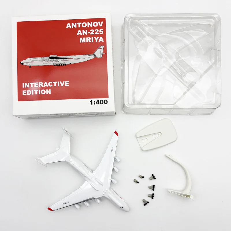Soviet Antonov An-225 “Mriya” – Scale 1:400 – Alloy Model – 20 cm - Image 4