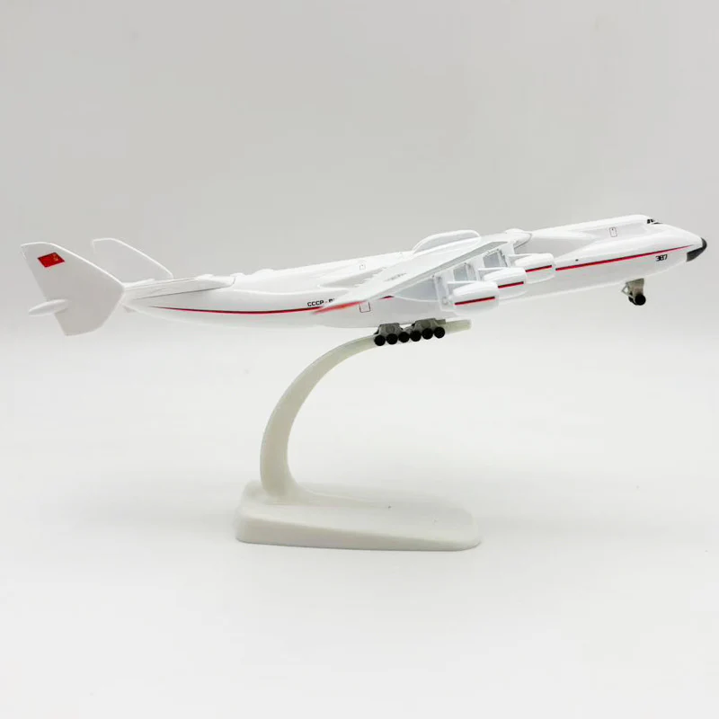 Soviet Antonov An-225 “Mriya” – Scale 1:400 – Alloy Model – 20 cm - Image 5