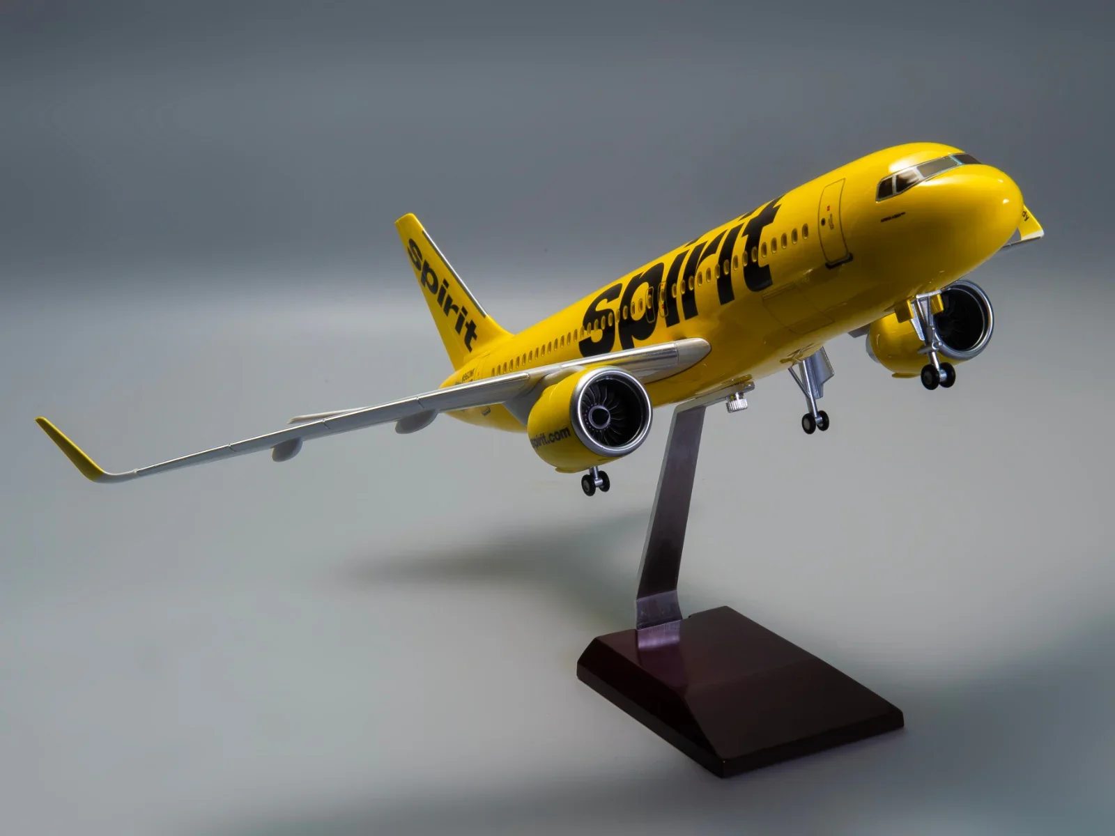 A320 Spirit  - Scale 1/80 - 47CM - 18.5in - Airplane Model - Image 3