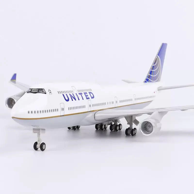 Boeing 747 United Airlines 30cm - 11.8in - LED lights - Airplane Model - Image 3