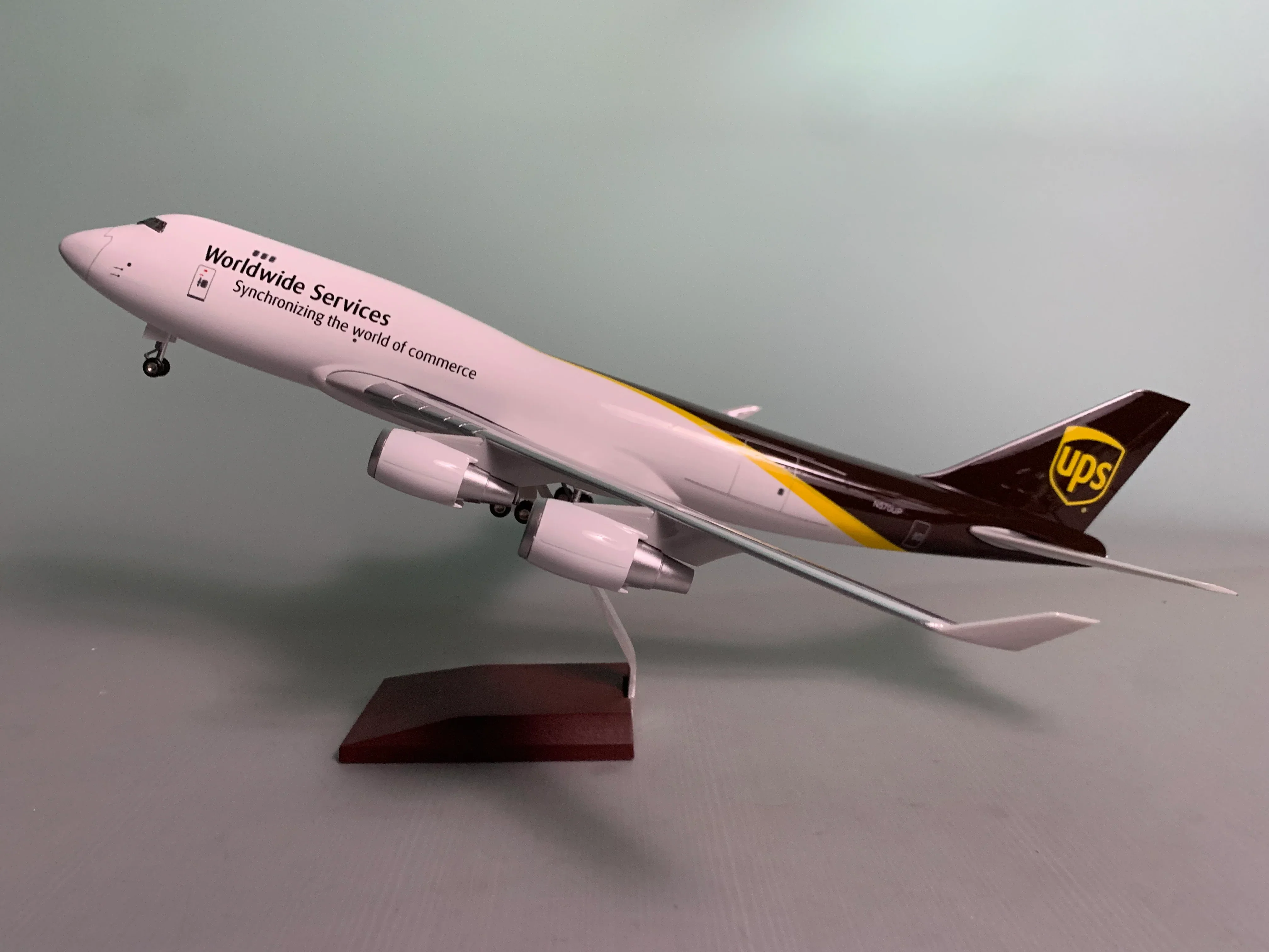 B747-400 UPS Express Cargo - Scale 1:157 - 47cm - 18.5in - NO LED - Airplane Model - Image 8